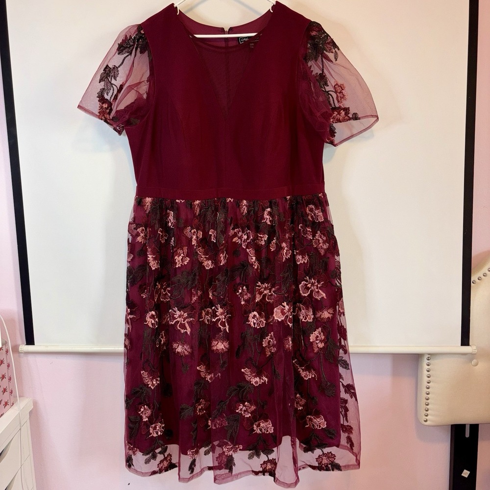 Morgan & Co. Red Floral Plus Size‎ 22W Cocktail Evening Wedding Guest Dress